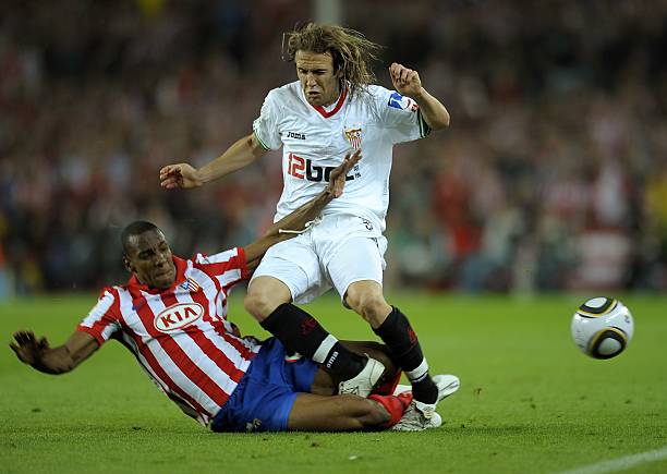 其团队在困 其团队在困