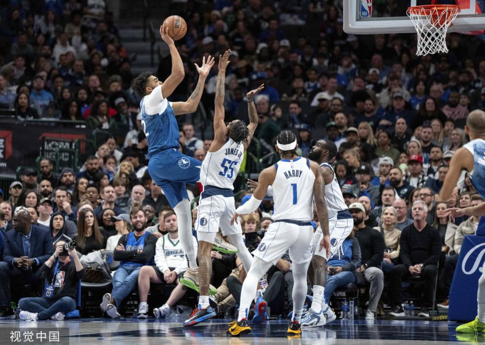 西取得领先 西取得领先